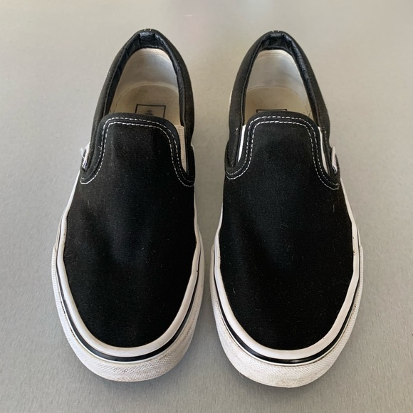 Vans - Picture 2 of 3